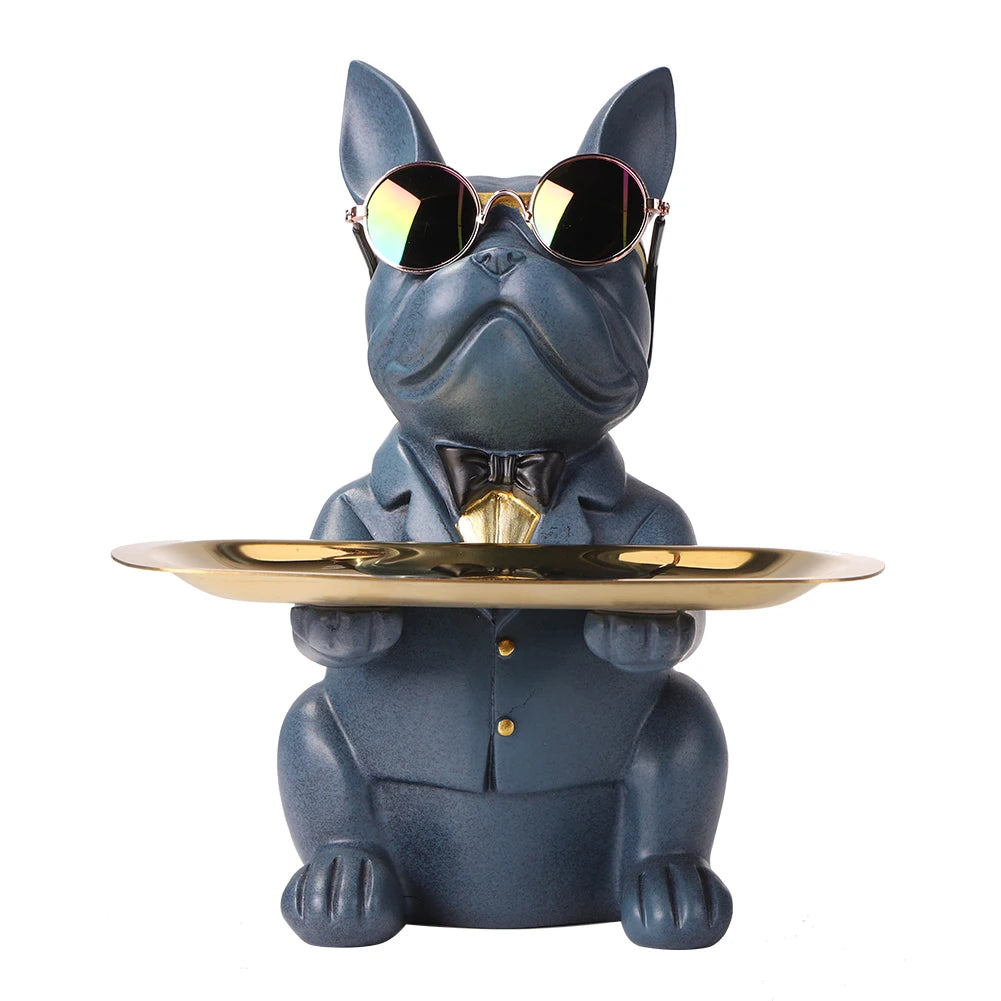 Statue de chien bulldog chic avec lunettes dorées et plateau en métal, objet déco ludique et élégant pour intérieur design