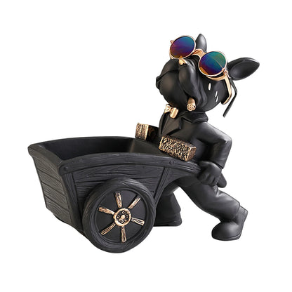 Sculpture déco chien noir avec lunettes miroir et brouette, objet design original et tendance pour une touche fun dans un intérieur modern